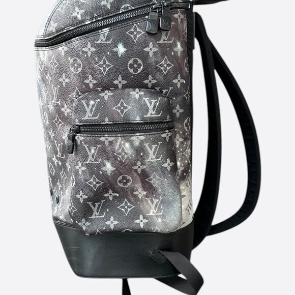 Louis Vuitton Galaxy Monogram Alpha Backpack - Picture 4 of 5